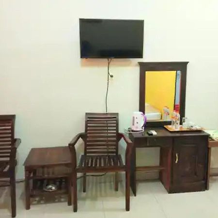 Reddoorz At Hotel Nuansa Ngawi Exterior photo