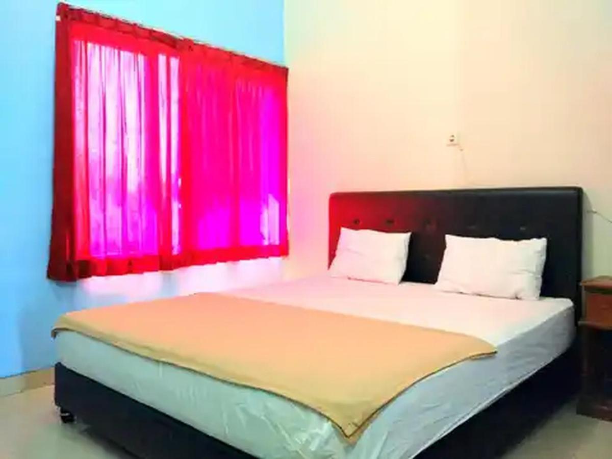 Reddoorz At Hotel Nuansa Ngawi Exterior photo