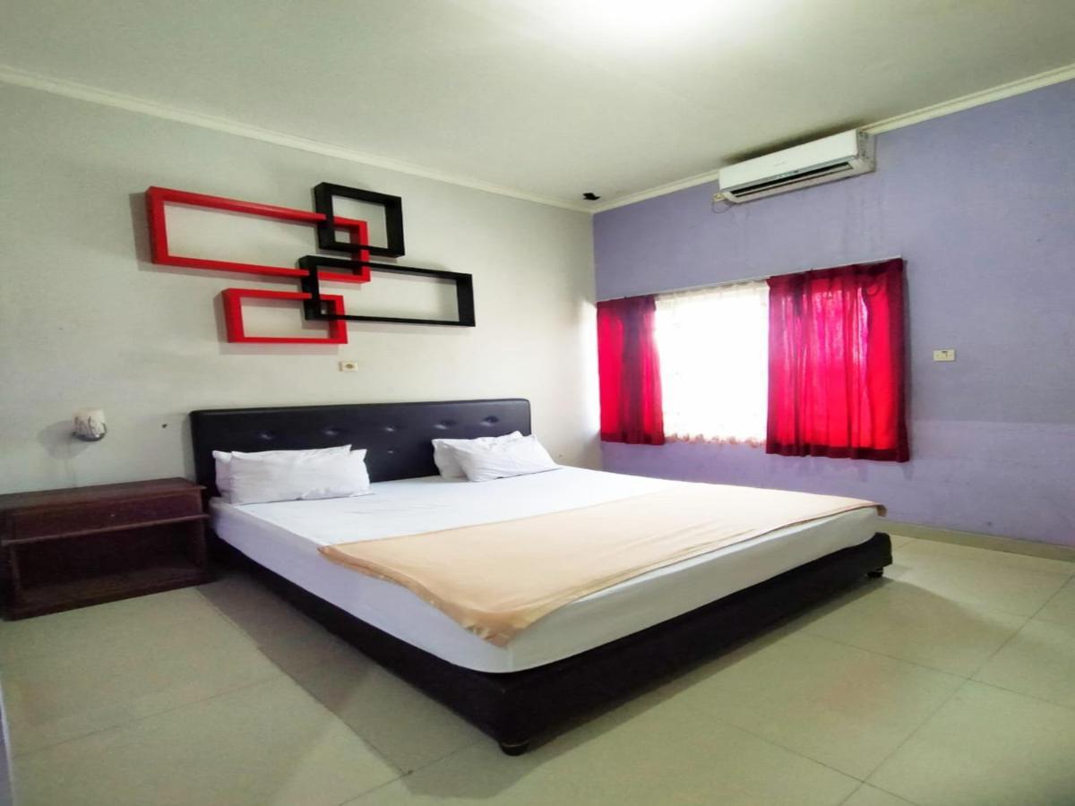 Reddoorz At Hotel Nuansa Ngawi Exterior photo